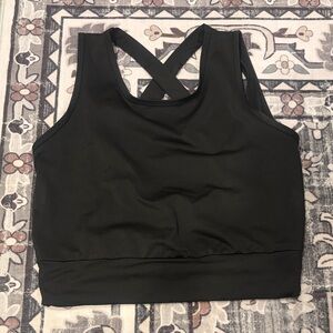 Elegant Black cropped tee for Women